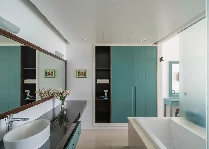 Ocean View - Ocean Vista & Sealink Mui Ne Apartment *