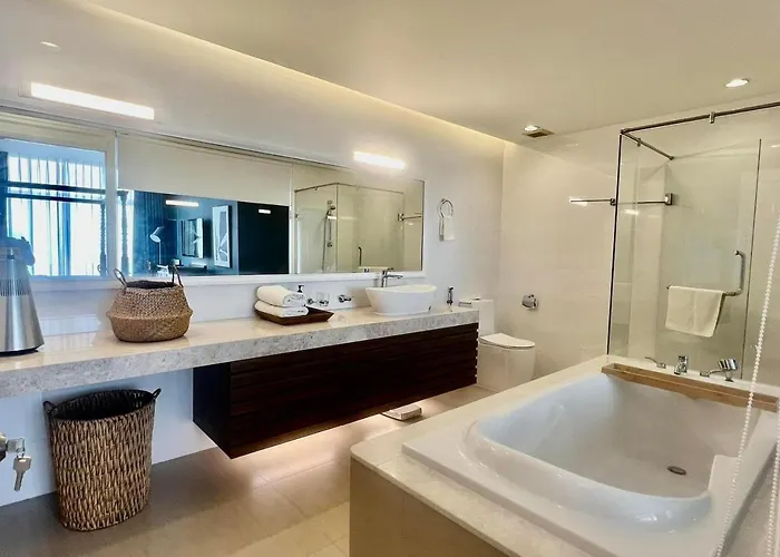Ocean View - Ocean Vista & Sealink Mui Ne Apartment *